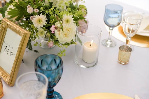 Twiggage & Bloom wedding flowers table setting